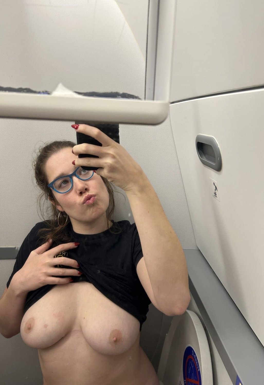 Cruise Ship Slut loves exposing herself all over and spreading her holes