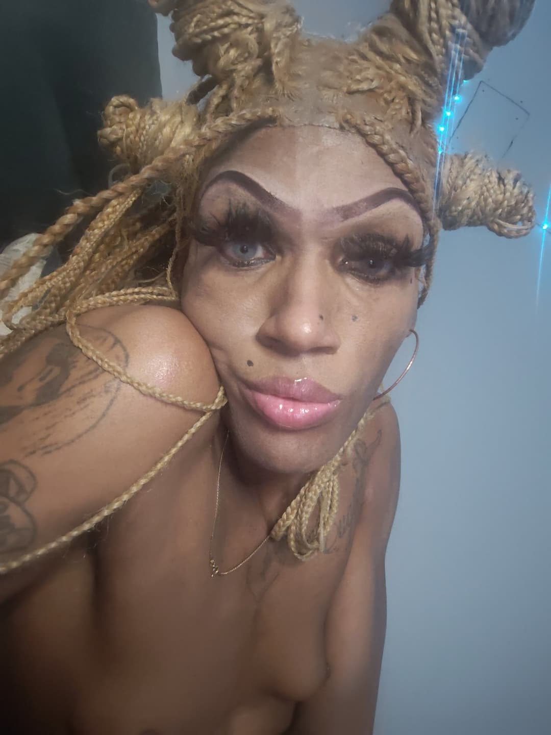 Your Royal Slut has arrived