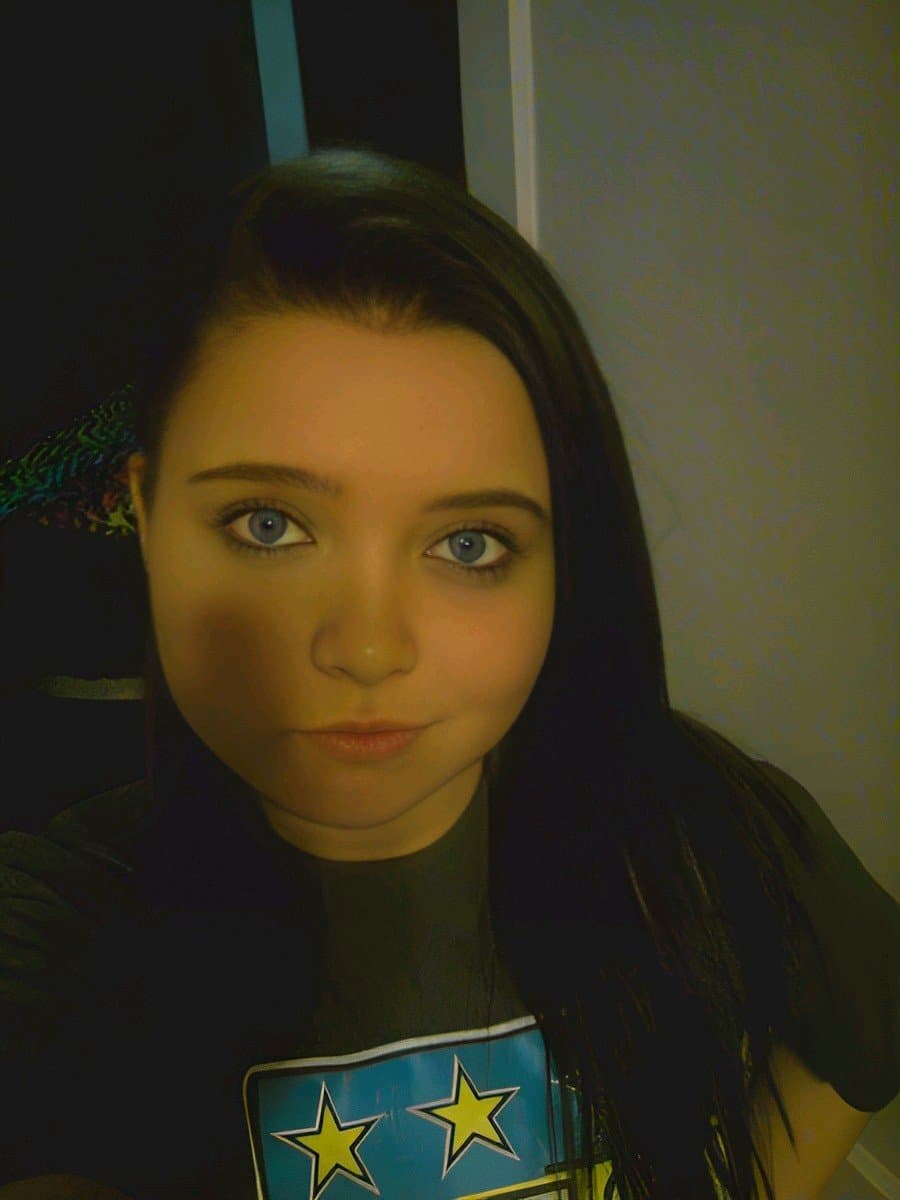 Click to view full size Mrs. Ashten Macklin 3rd Grade Teacher at Clark County Elementary School district in Baytown Texas