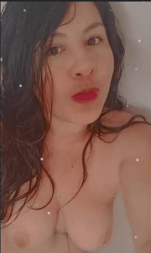 Fotos de putas de cornudos sumisos que las entregaron