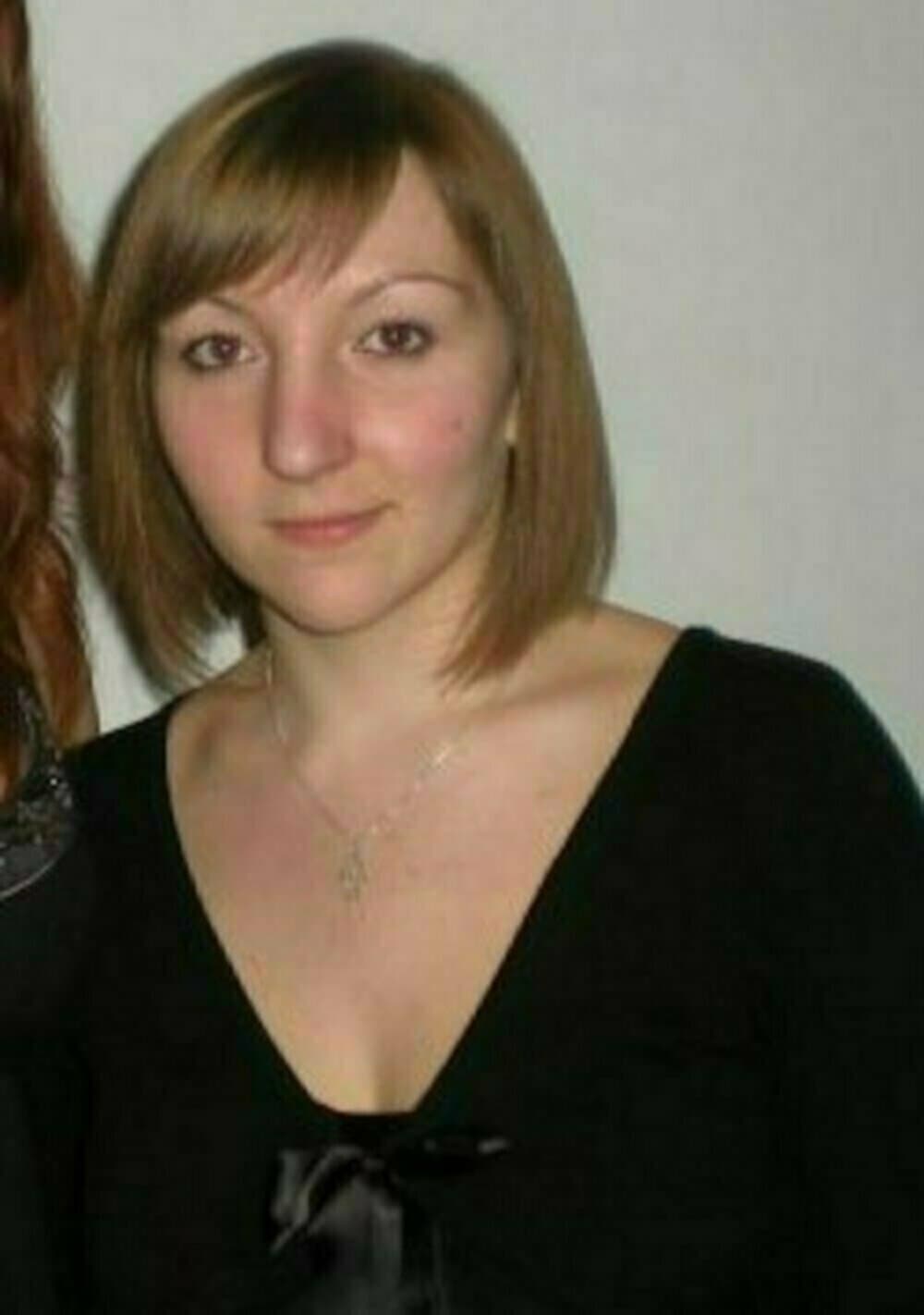 Pauline, Pute du net Française et truie anale, French webwhore and anal pig