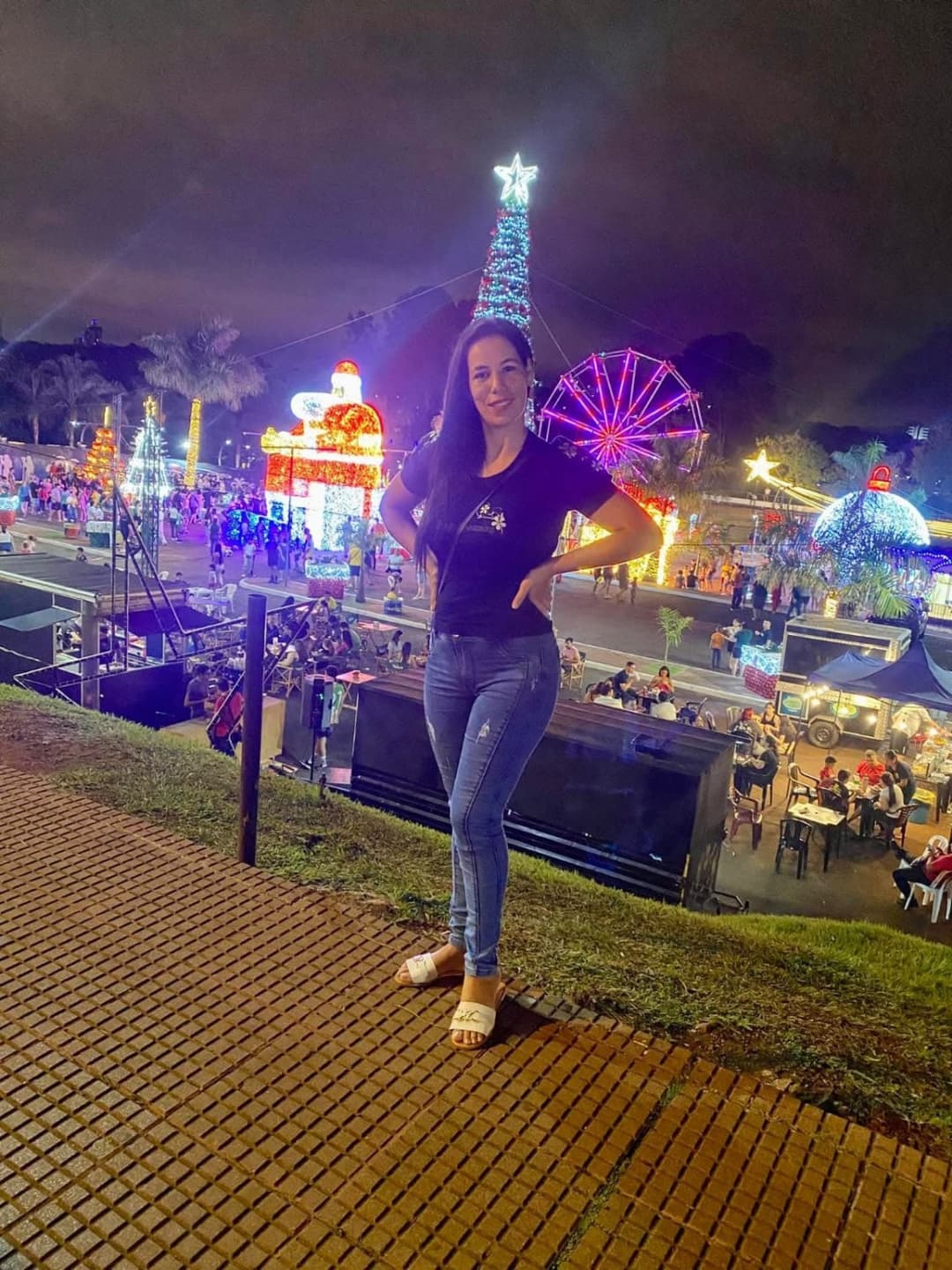 Mi Hermanastra paraguaya villera y ninfomana