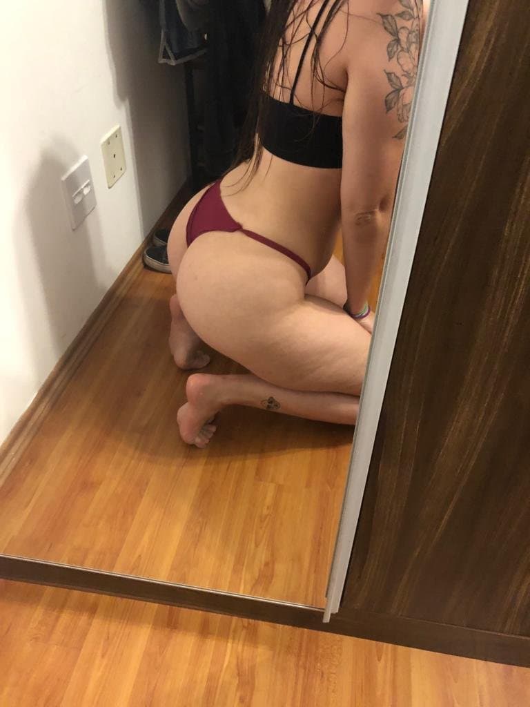 Cadela da bunda grande