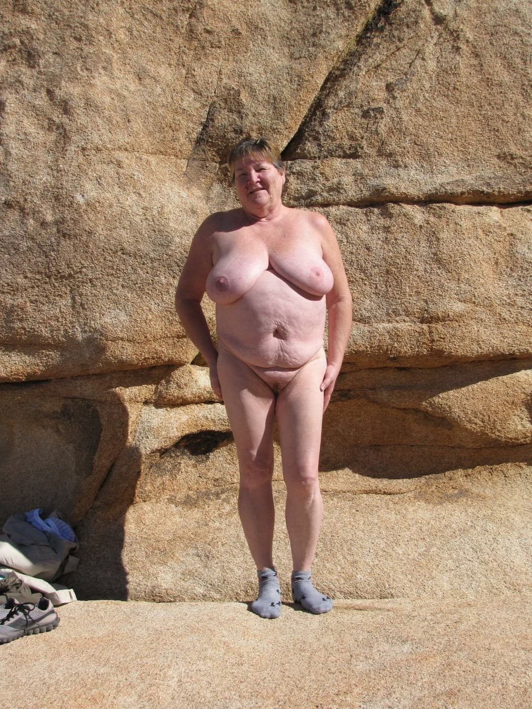 Granny With Big Saggy Beautiful Boobs and Hair Cunt