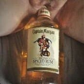 Strange insertion some AI in pussy