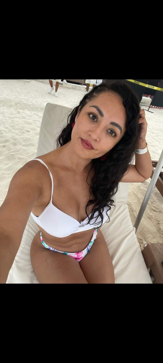 Sexy Latina Miriam long beach