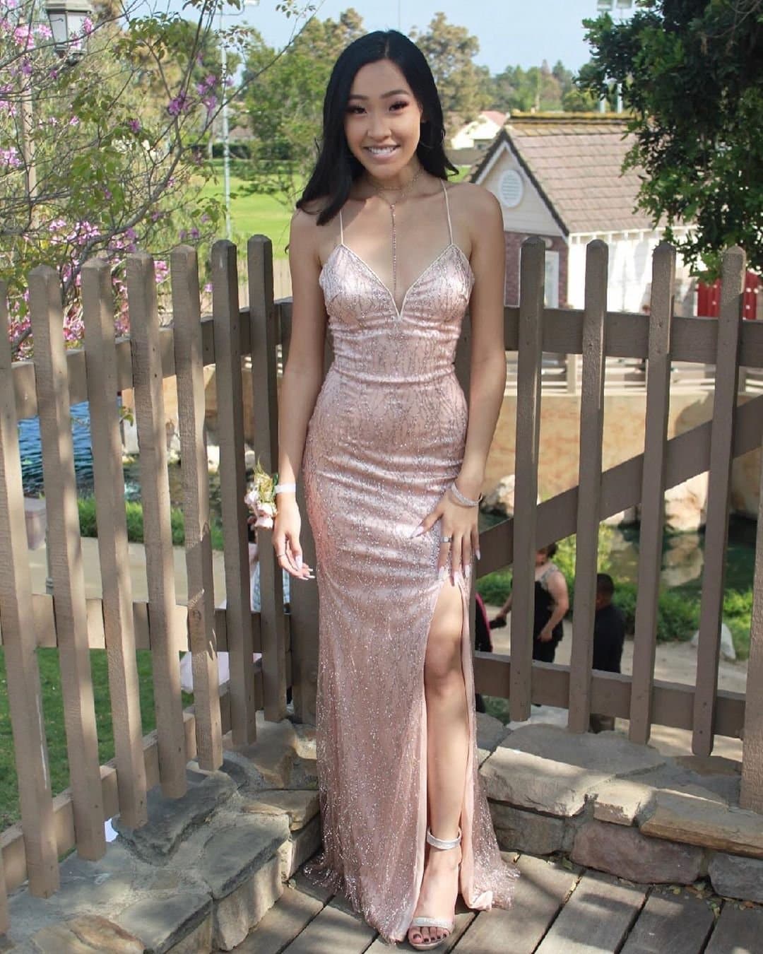 Korean College Slut Goes From Making TikToks To Making OnlyFans