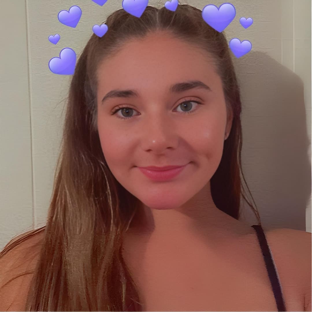 Morgan needs everybody’s cock/cum! Feel free to repost her. Gonna call this the Morgan cum challenge