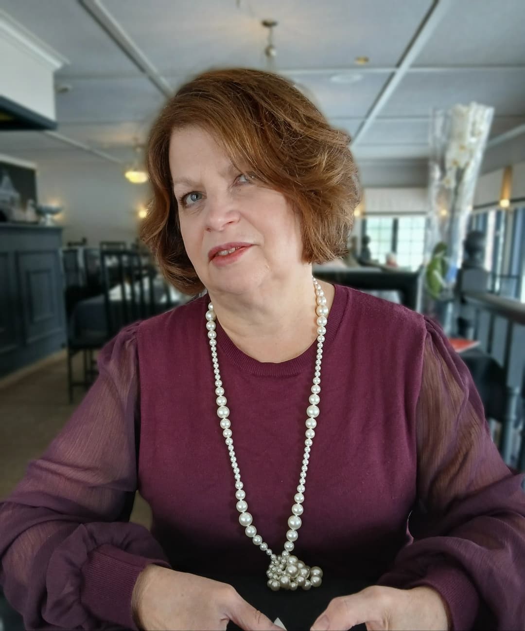 Brunette top to bottom. Chatham-Kent Ontario ?? Robin R. Seen her around? Pickleball beginner.