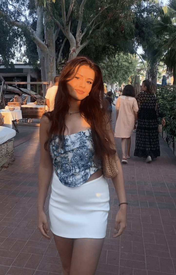 UK girl Sofia (21) fantasizes about being kidnapped and made into a 24/7, bound and gagged slave