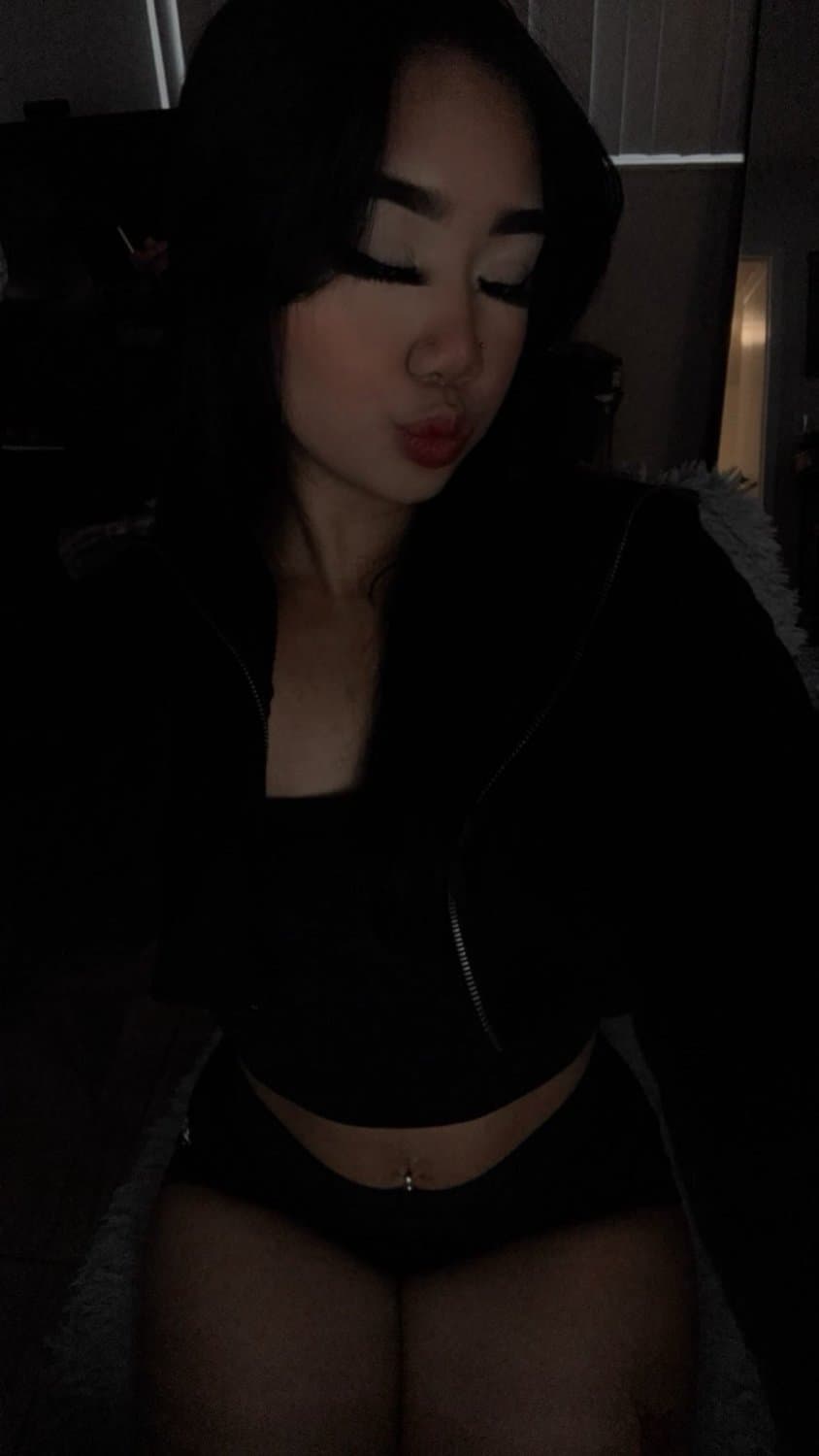 Click to view full size Sexy petite ABG teen Cece