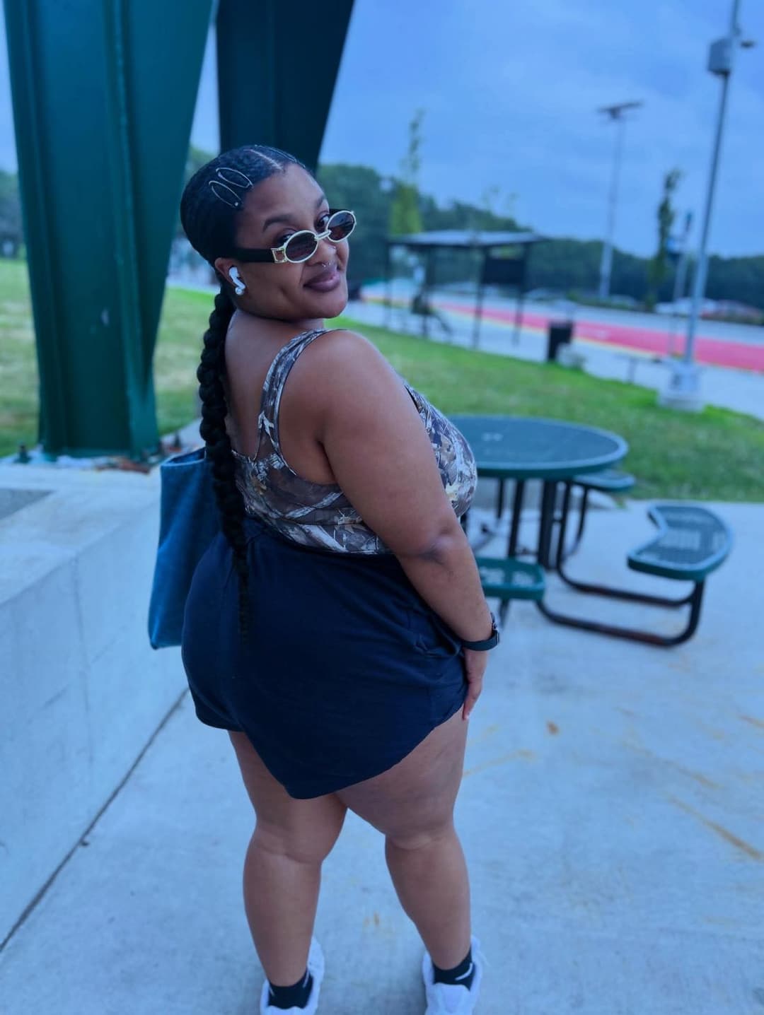 SEXY CURVY THICK EBONY BBW BIG BOOBS & BIG OLE ASS BOOTY