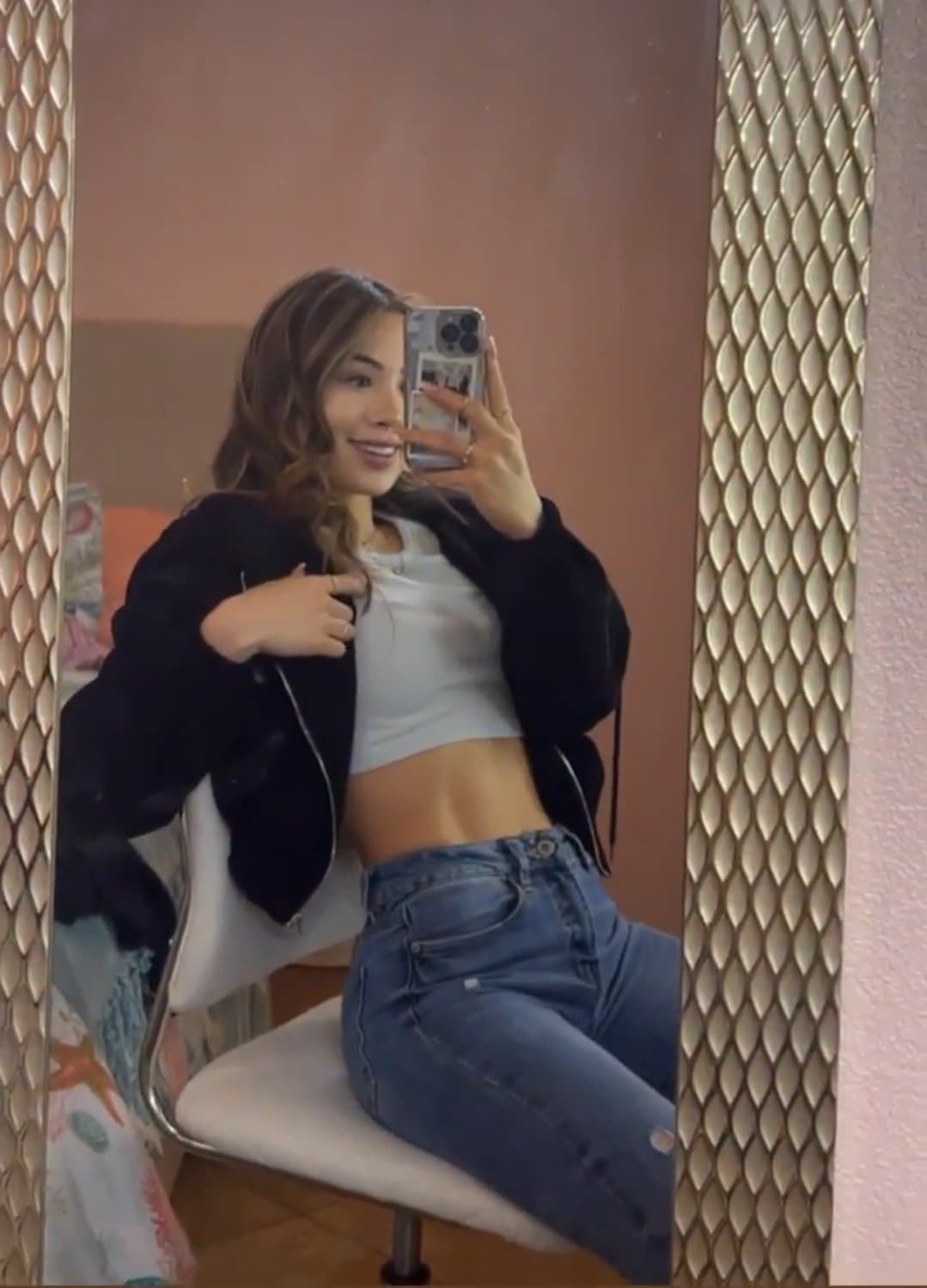 College Asian Latina Eric@ Loves Showing Her Ass