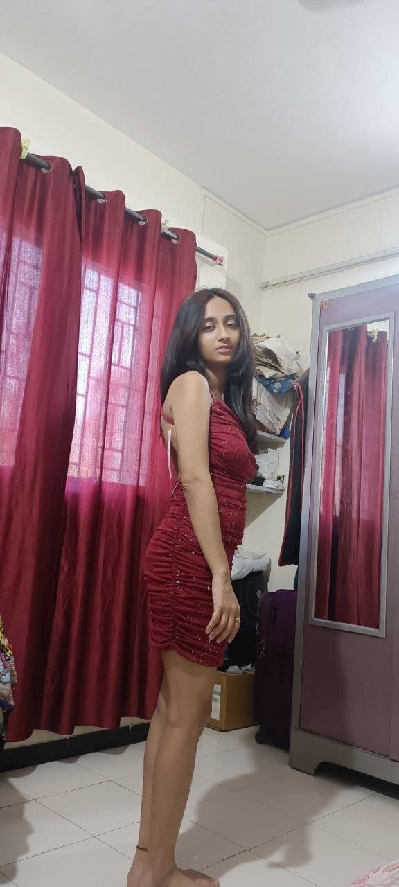 Desi Indian Horny Beautiful Club Girl Slim  Blowjob And Fucking Moaning 2 New Clip