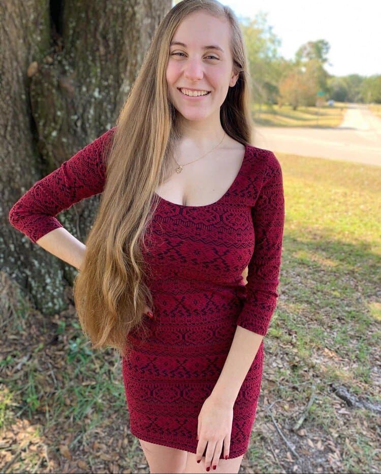 Sexy dressed ,babes ,,,,,moms ?????