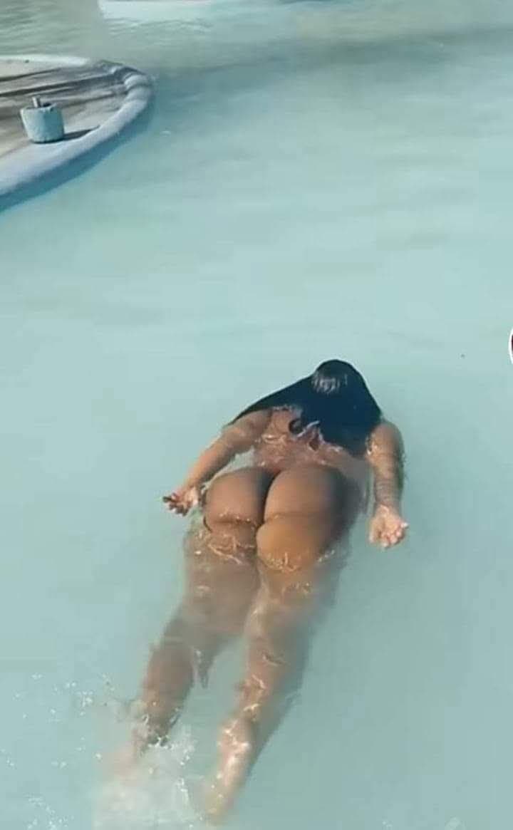 Pensa numa gordinha muito gostosa