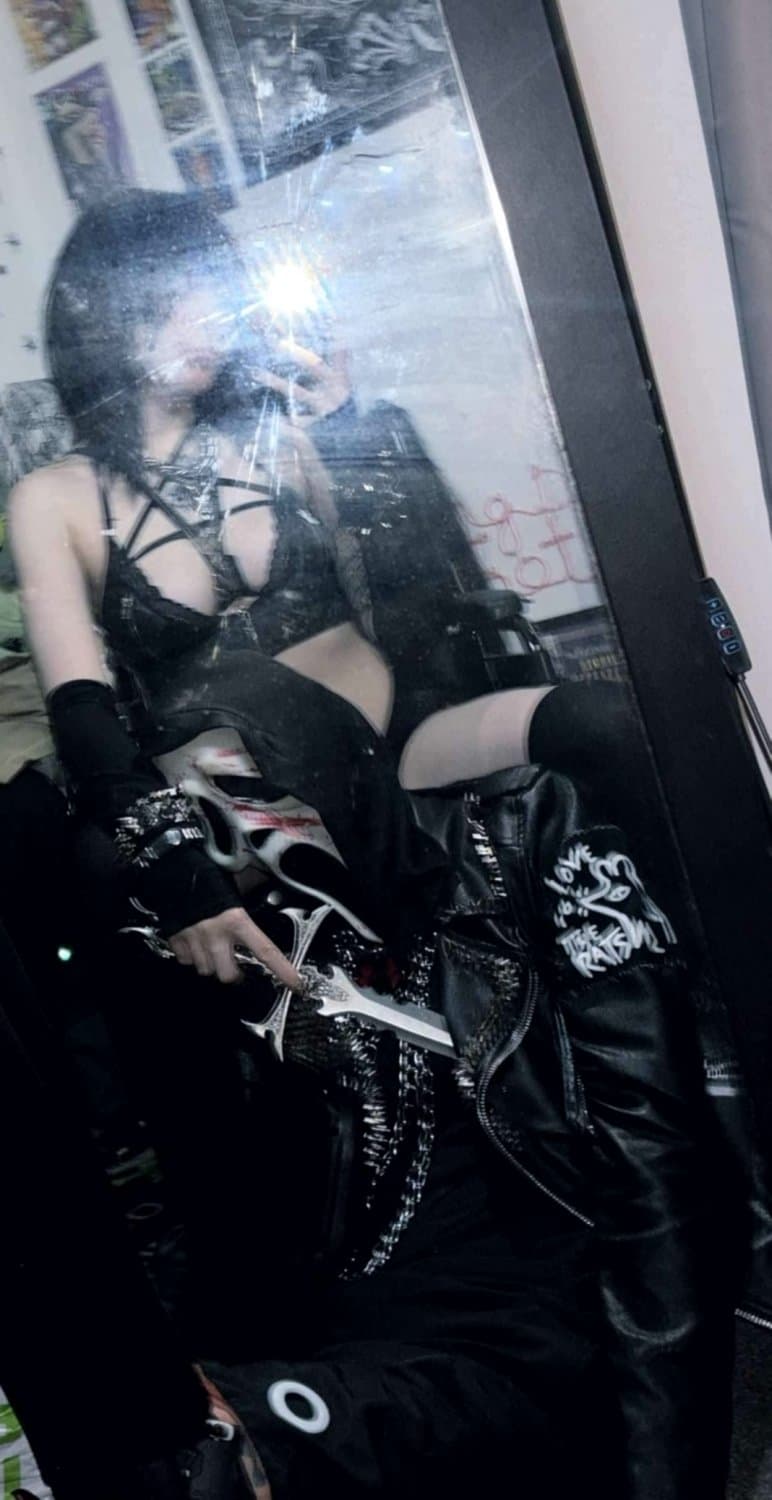 Serve your mistress and use your little dick to cum!