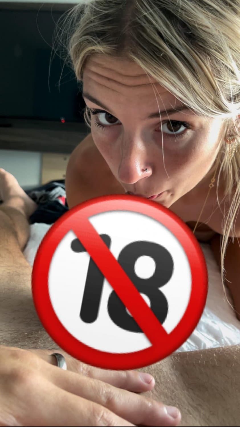 Dm for uncensored one