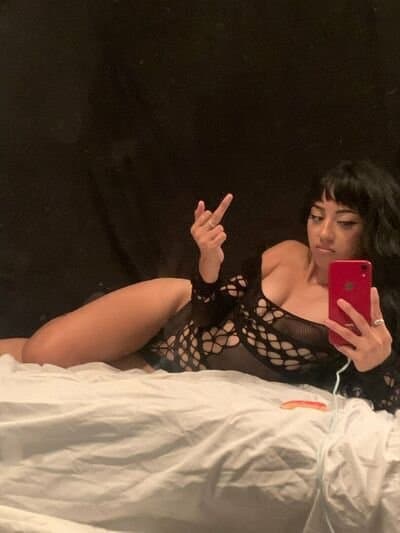 deathbylsd (Angelica Corona) hermosa pendeja con el Papo gordo