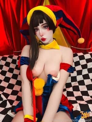 Click to view full size MollyRedWolf