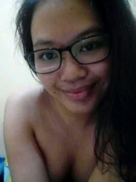 pacar cantik hijab sayang kacamata memek