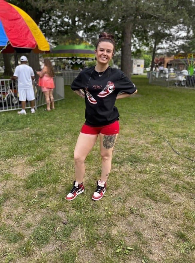 14 (Erika a snow bunny slut) Toledo, Ohio