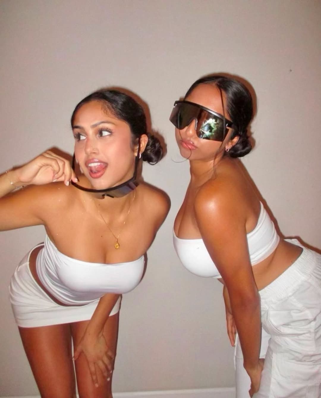 revazanak / revalicious - busty indian thot