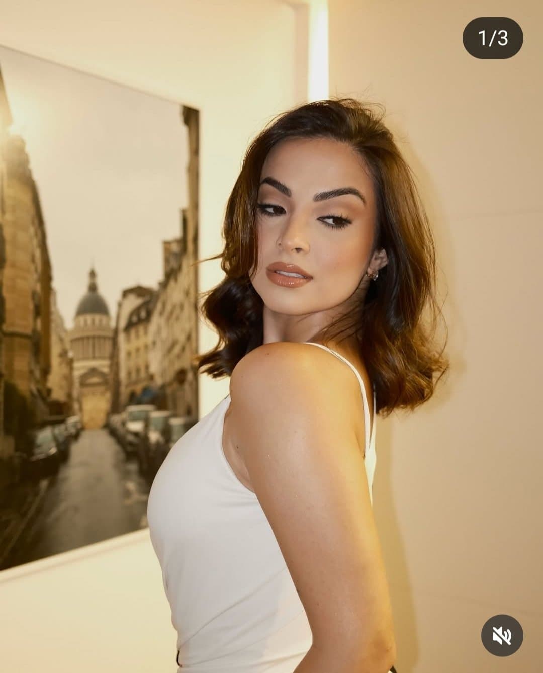 Click to view full size Bruna ayra, pqp essa é muito gostosa bicho, ela me dá um tesão, ninguém tem nada dela aí ?