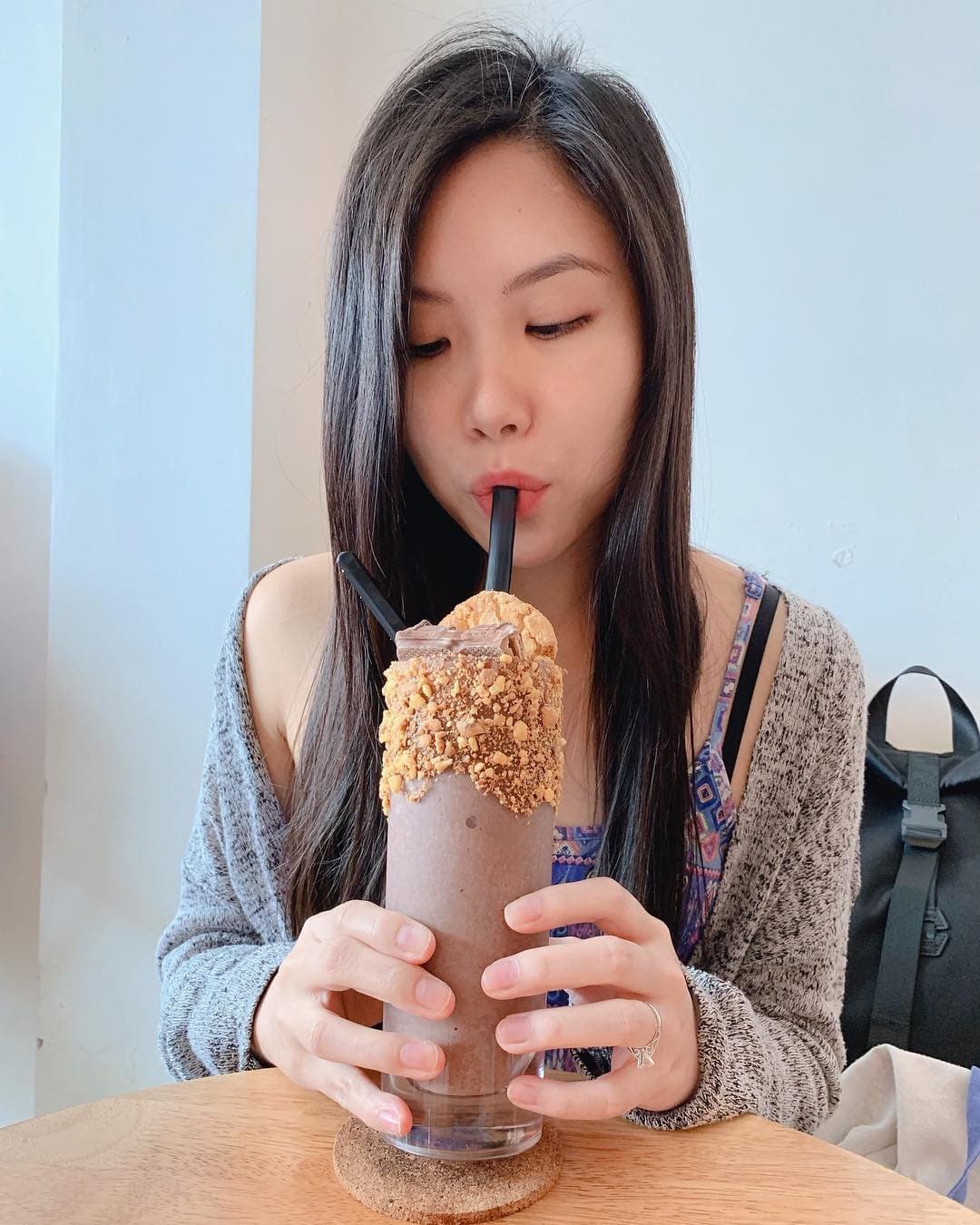 Pretty Hong Kong secretary having sex with her white boss