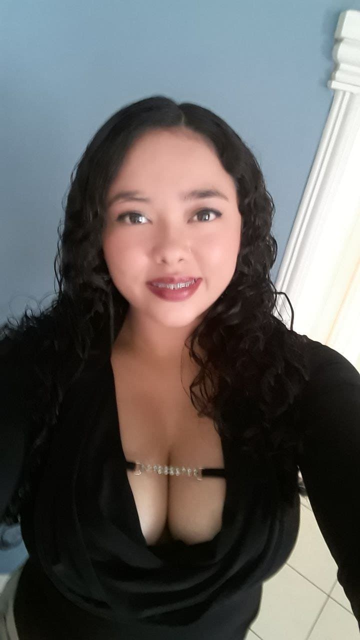 Mónica gallo putica de Medellín