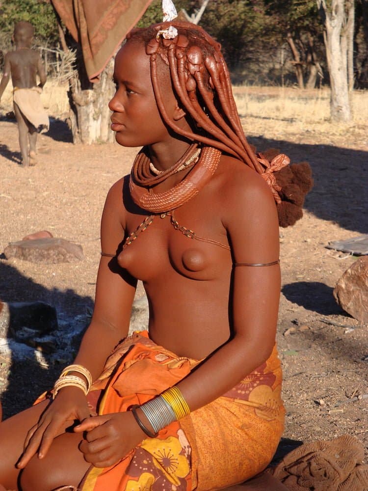 African tribal women