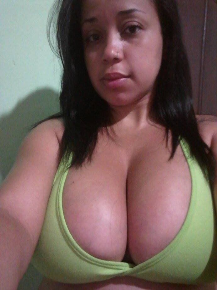 Aline Souza peituda vazou