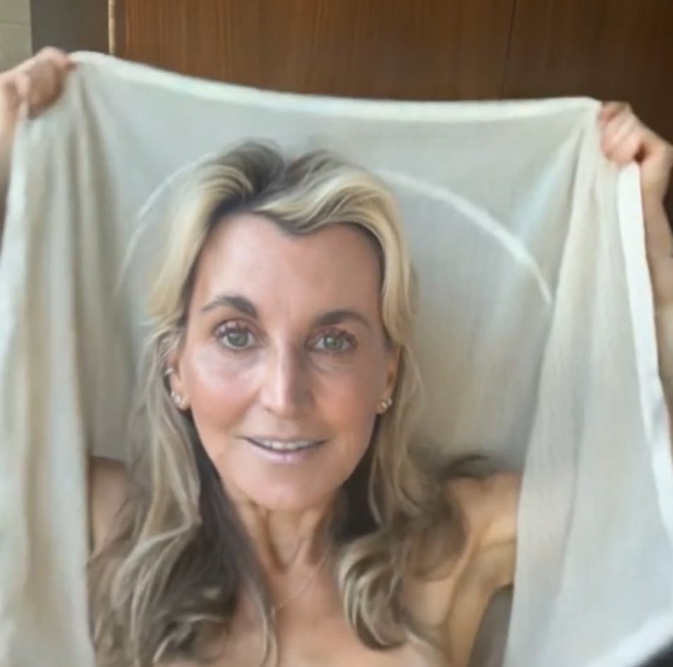 Leaked Pics from Married Woman to Local Guy She Met—and He is Sharing Them!