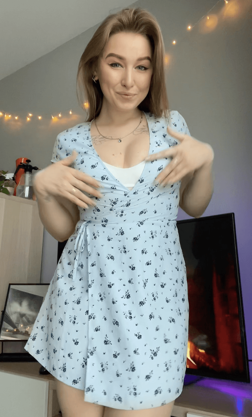 Place between my Tits perfect to cum on