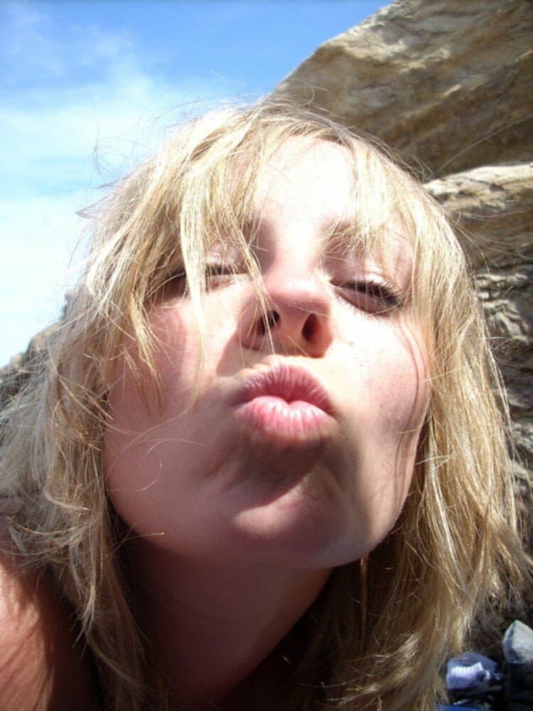 Click to view full size Charlotte infirmière salope de Lyon