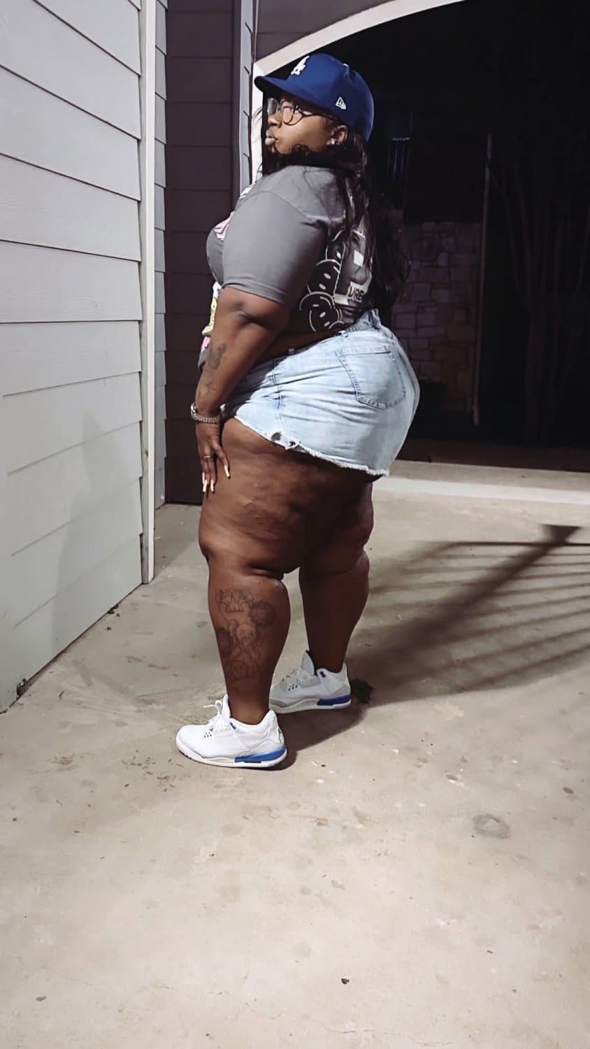 SEXY CHUNKY CHUBBY THICK CHOCOLATE EBONY BIG HUGE ASS SSBBW BBW