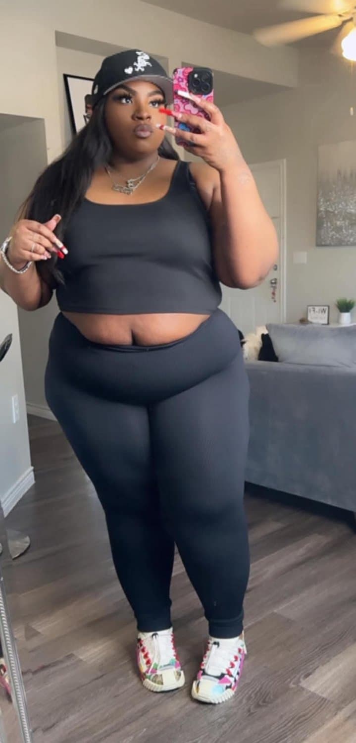 SEXY CHUNKY CHUBBY THICK CHOCOLATE EBONY BIG HUGE ASS SSBBW BBW