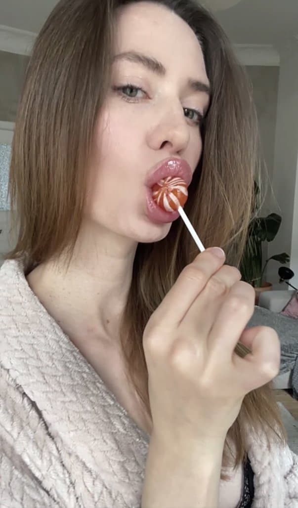 Click to view full size Marie Lollipop licking and sucking Part 2
