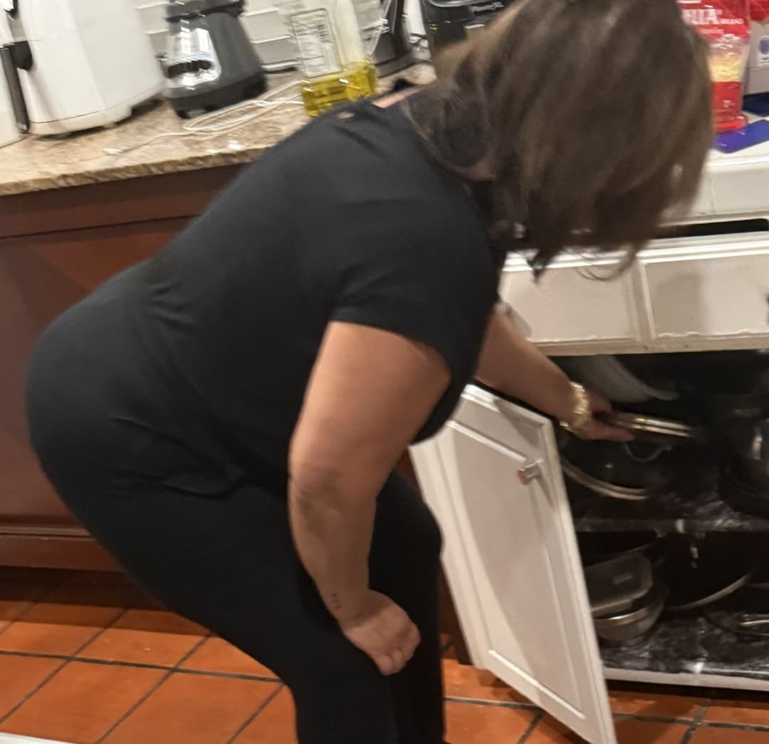 More creep shots of my big booty Latina grandma