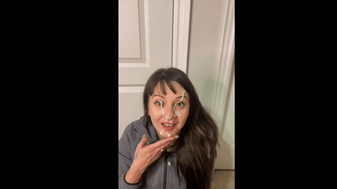 Cute Brunette Agressive BJ with Big Facial