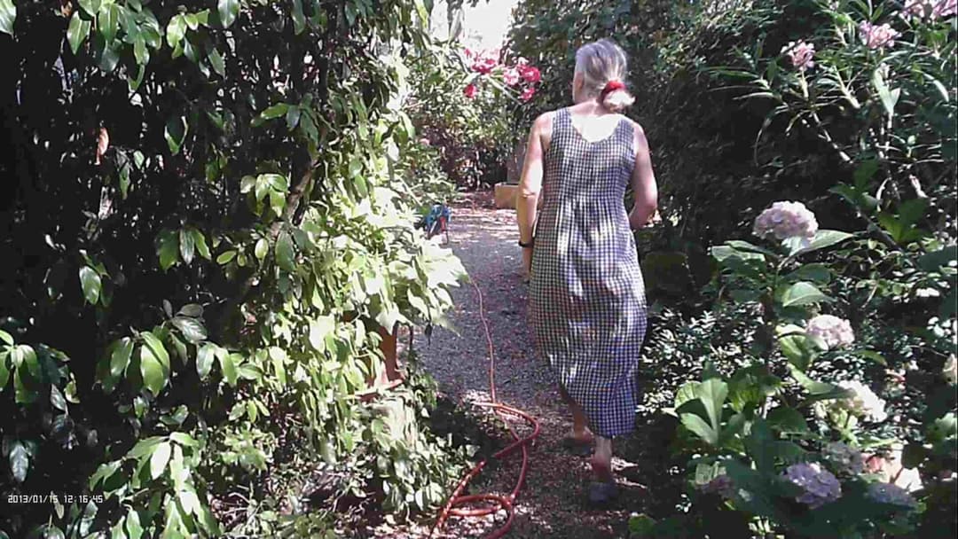 She was more than pantyless : commando