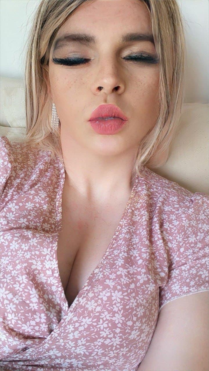 Sissy Slave Robin "Robynn" Mathieu