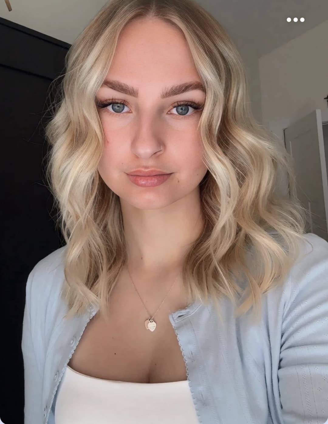 kik SyMcGx for more of Ema, Makayla, and Maizie they’re all cheaters..