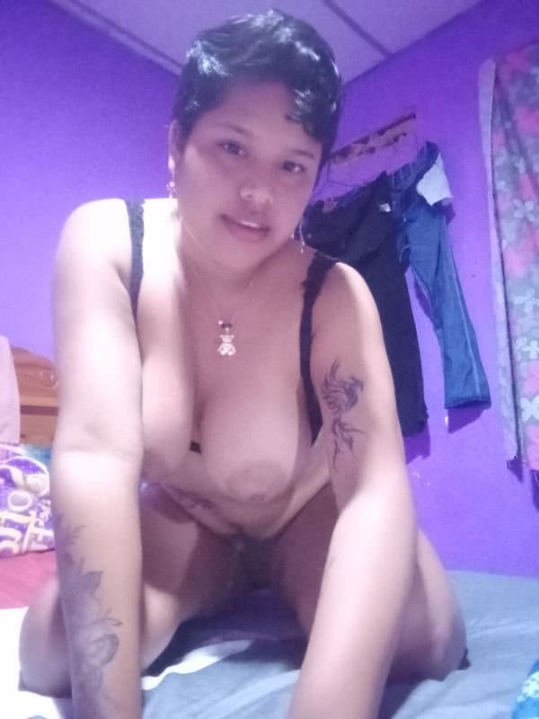 Hermanastra me envía fotos por error??