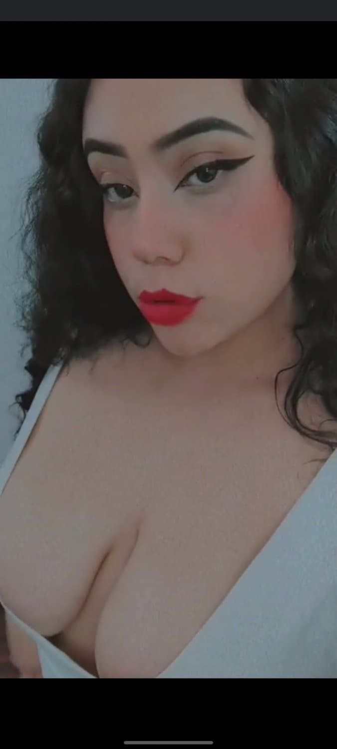 Luisa Fernanda lya_evans444"eva_wrigth puta colombiana hace stream en chaturbate y el marido ni sabe
