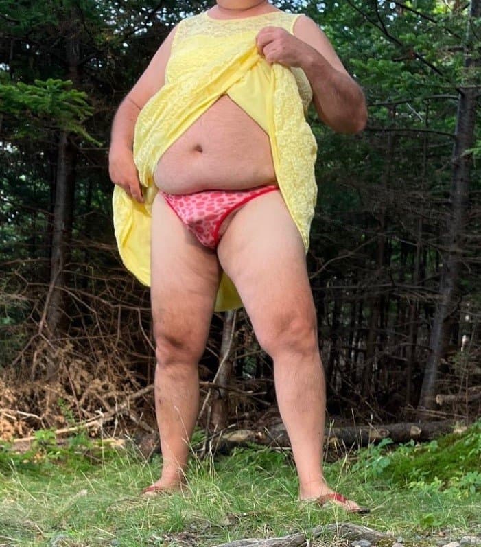 Click to view full size Sissy Bottom