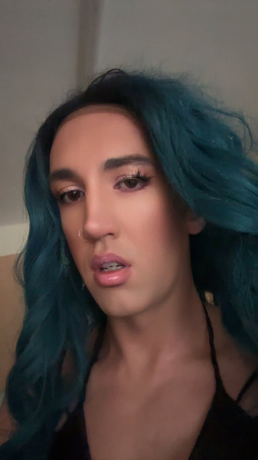 Click to view full size Chloe Carson Belfast tranny slut