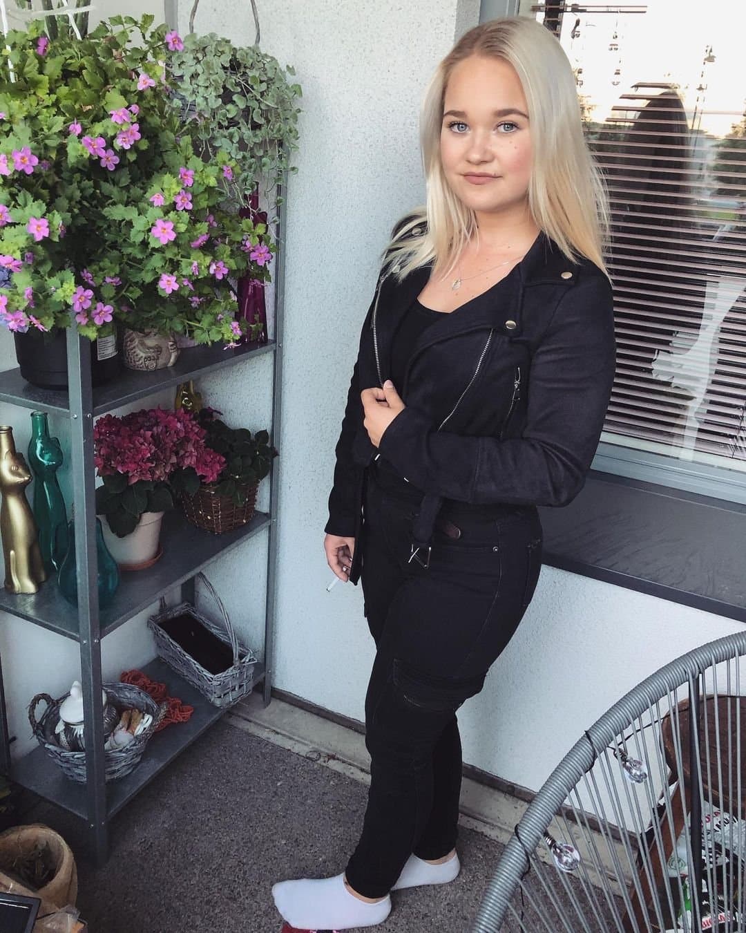 Cute Socks Slut Teen on Twitter: @SarahQueni