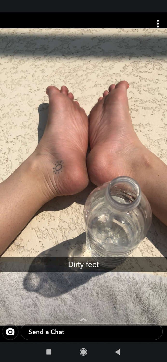 Click to view full size 18 YEAR OLD SLUT LEAKED PICS(CHECK OTHER ALBUM FOR NAKED PICS NSFW)