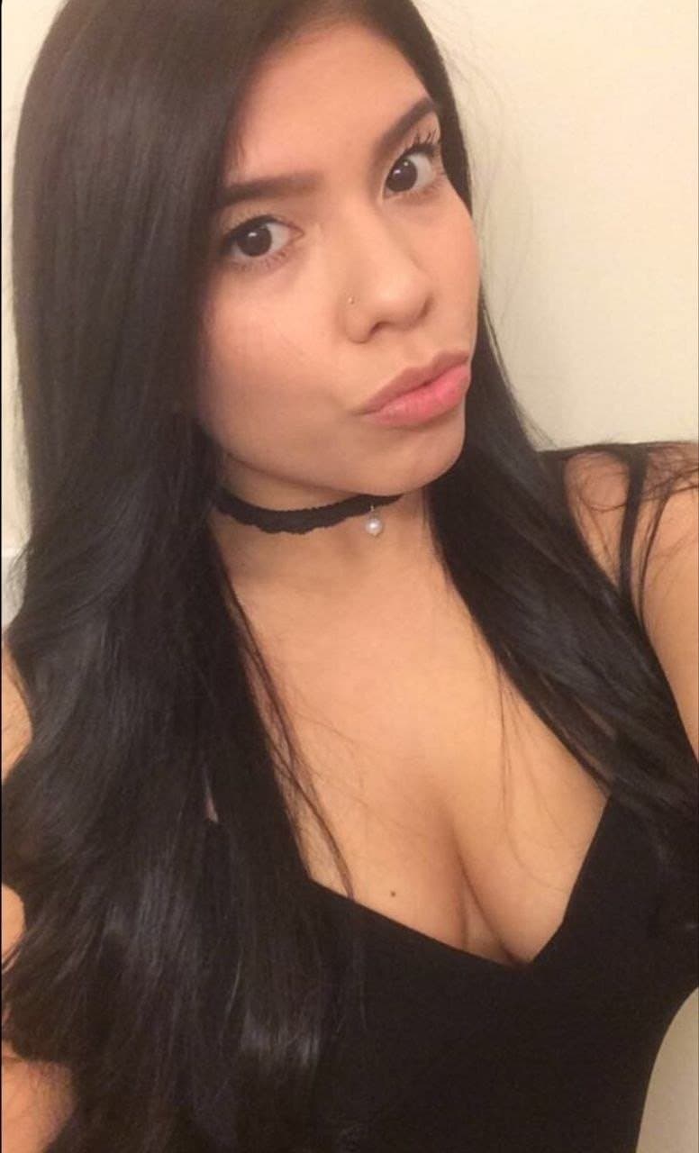 Click to view full size Gorgeous BWC slut. Kik/tele is Hotwife6914 if you have a slut to submit to my collection